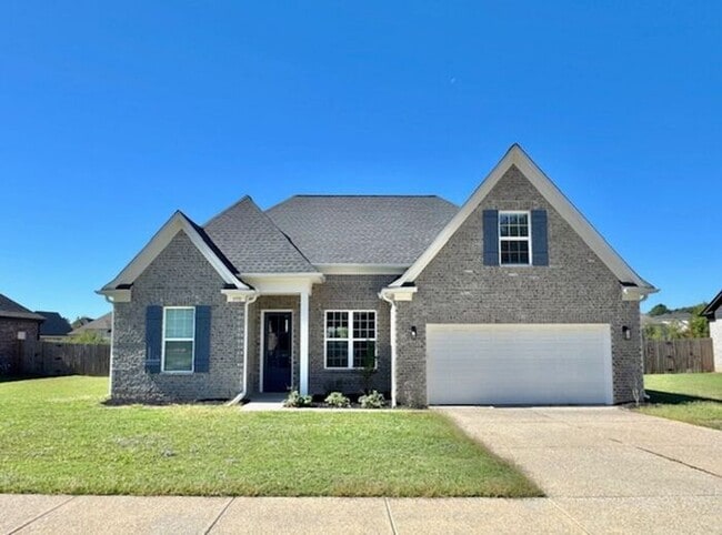 Primary Photo - Now Leasing a 5-Bedroom 3 Bath Home in Hor...