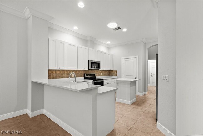 Building Photo - 16119 Coco Hammock Way