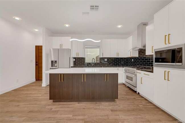 Building Photo - 22136 Gilmore St