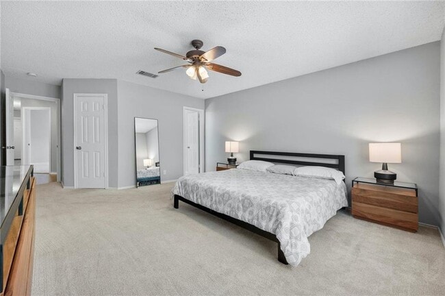 Building Photo - 7419 Pusch Ridge Loop