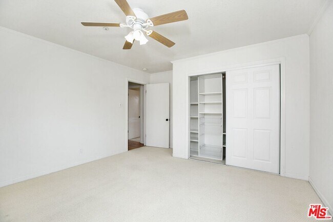 Building Photo - 333 S McCarty Dr