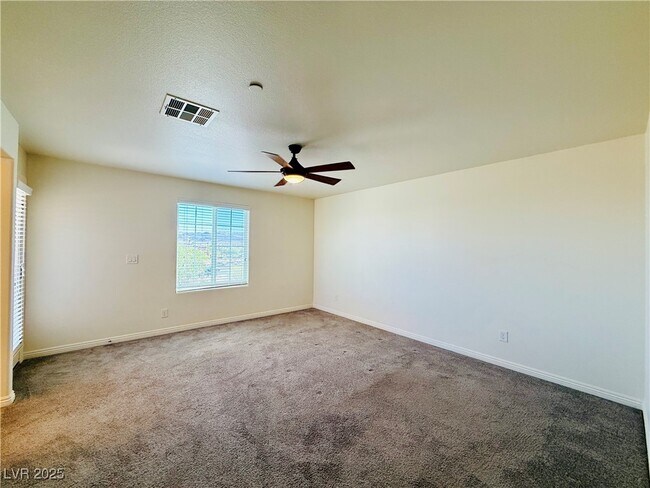 Building Photo - 460 Ylang Pl