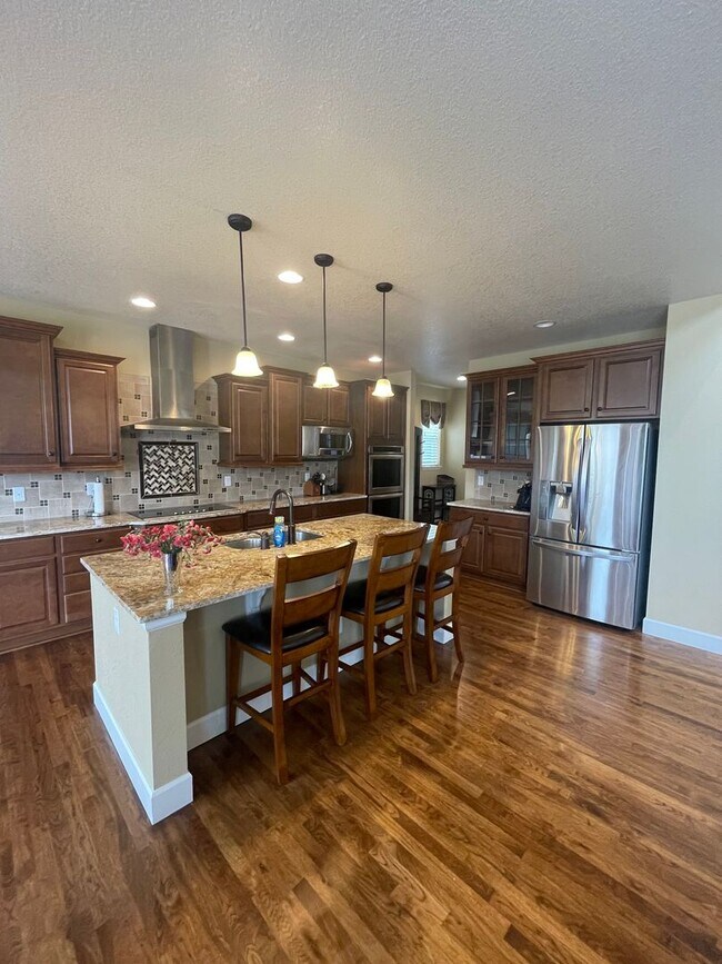 Building Photo - Sprawling Two-Story Home in SE Ft. Collins