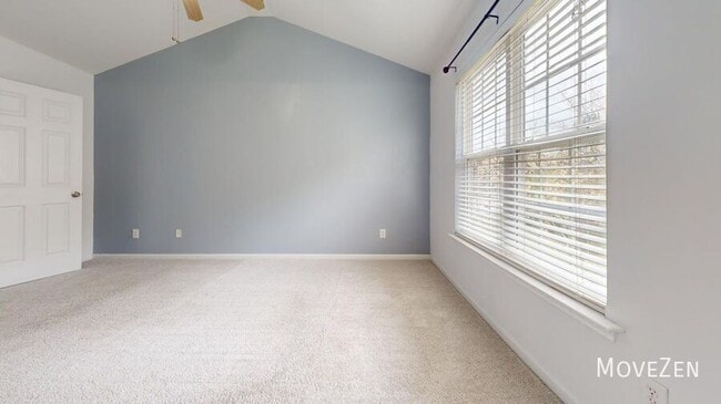 Building Photo - 914 Hadel Pl