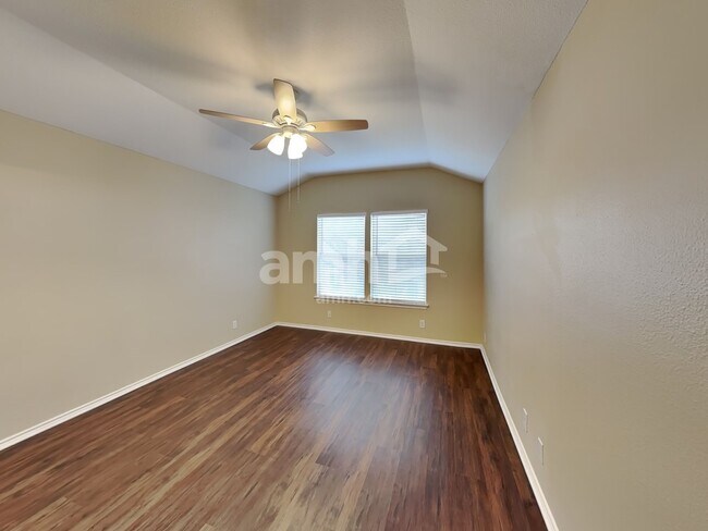 Building Photo - 9446 Swans Crossing