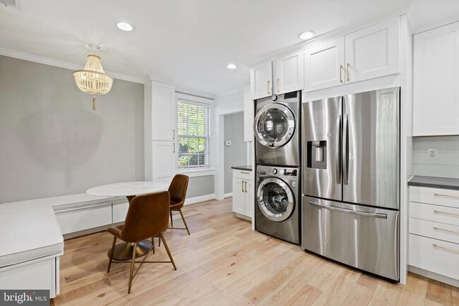 Building Photo - 1300 S Cleveland St