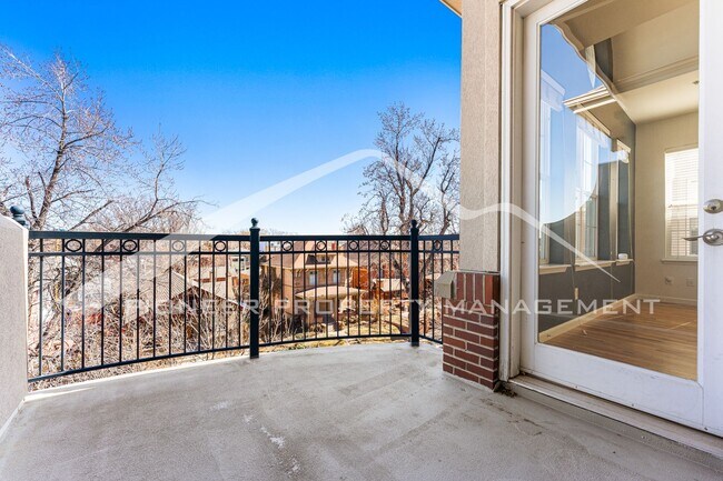 Building Photo - Stunning Condo in Denver with AC in a Grea...