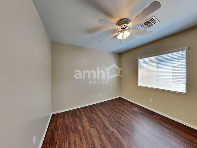 Building Photo - 12724 W Flores Dr