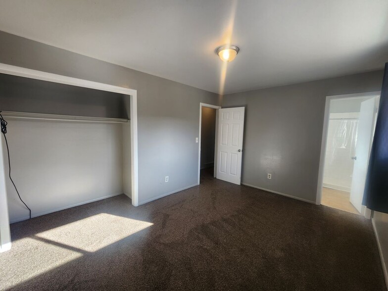 Building Photo - 91 Lansing St