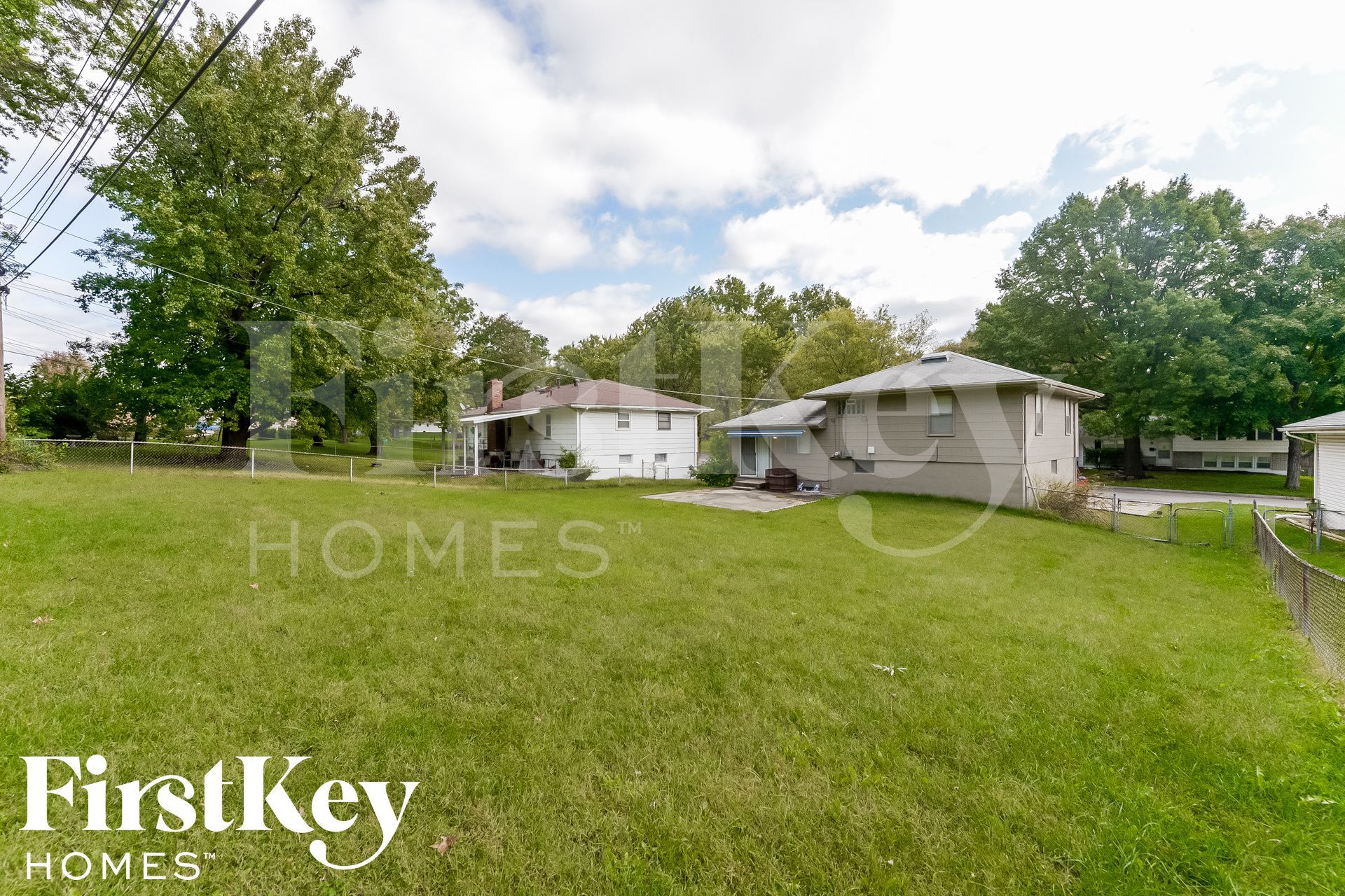 Building Photo - 9220 Oakland Ave