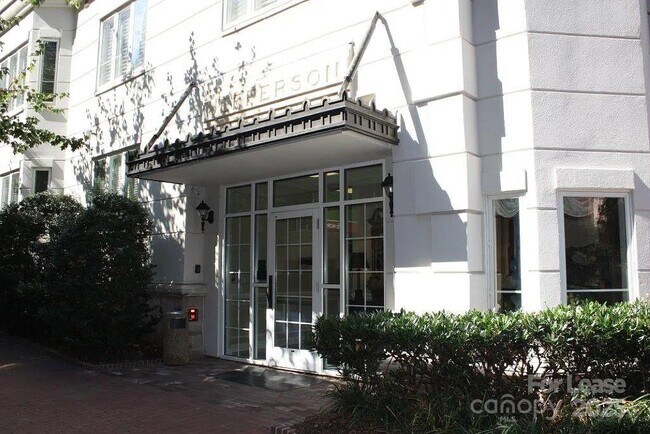 Primary Photo - 401 N Church St