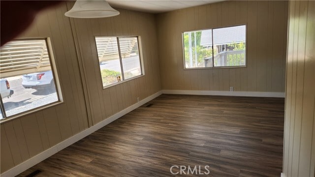 Building Photo - 26102 Bamboo Palm Dr