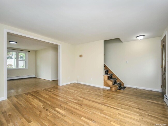 Building Photo - 39 Graywood Rd