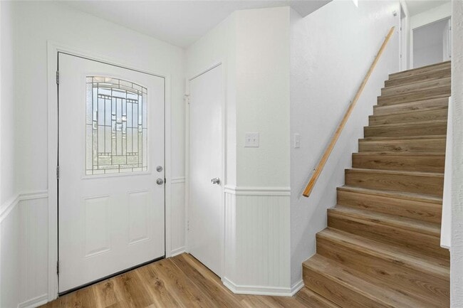 Building Photo - 605 Wild Briar Cv