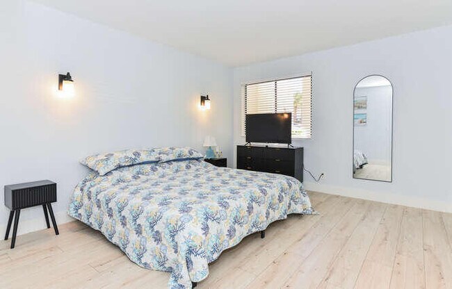 Building Photo - 1605 S US Hwy 1