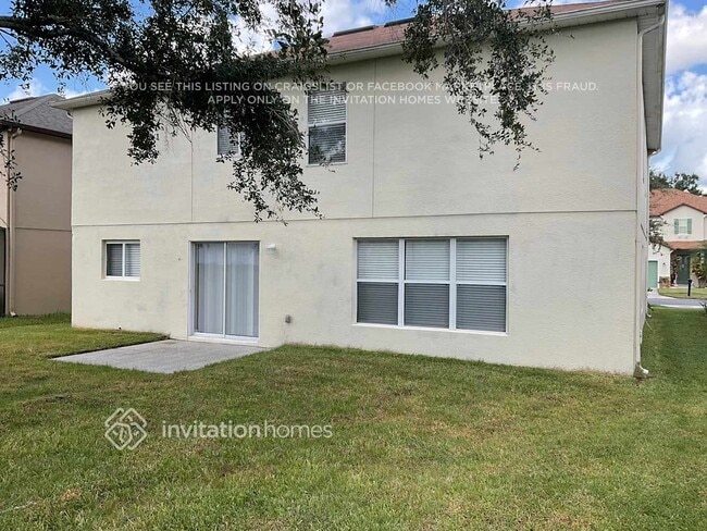 Building Photo - 15262 Galbi Dr