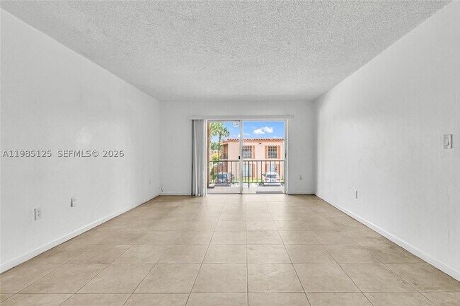 Building Photo - 7201 Miami Lakes Dr