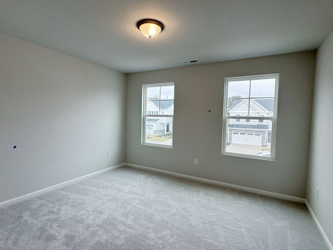 Building Photo - 348 Glacier Lk Dr