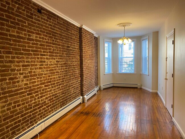 Building Photo - 203 Ogden Ave.