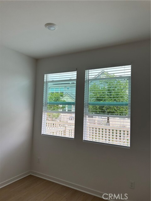 Building Photo - 3972 Lavine Wy