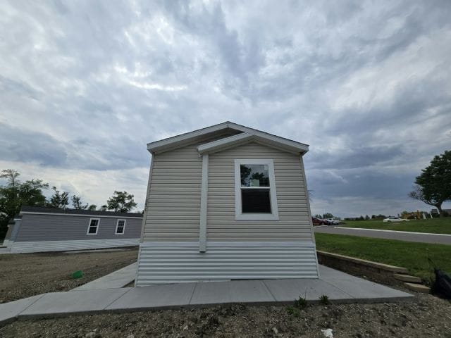 Building Photo - 371 Brutus Dr