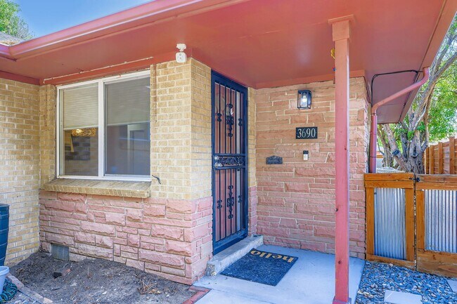 Building Photo - 3690 Grape St