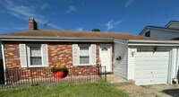 Building Photo - 10005 Sheldon Dr