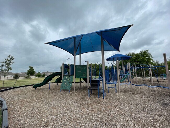 Building Photo - 7326 Anchor Cyn