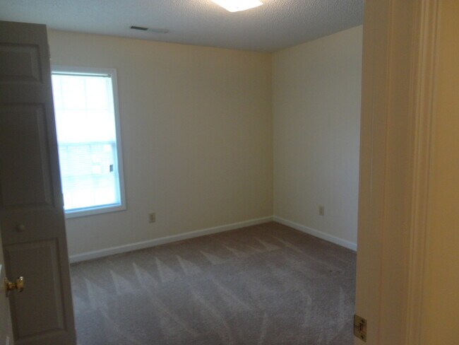 Building Photo - Millwood Park Subdivision