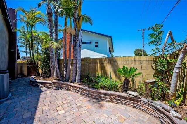 Building Photo - 9462 Pier Dr
