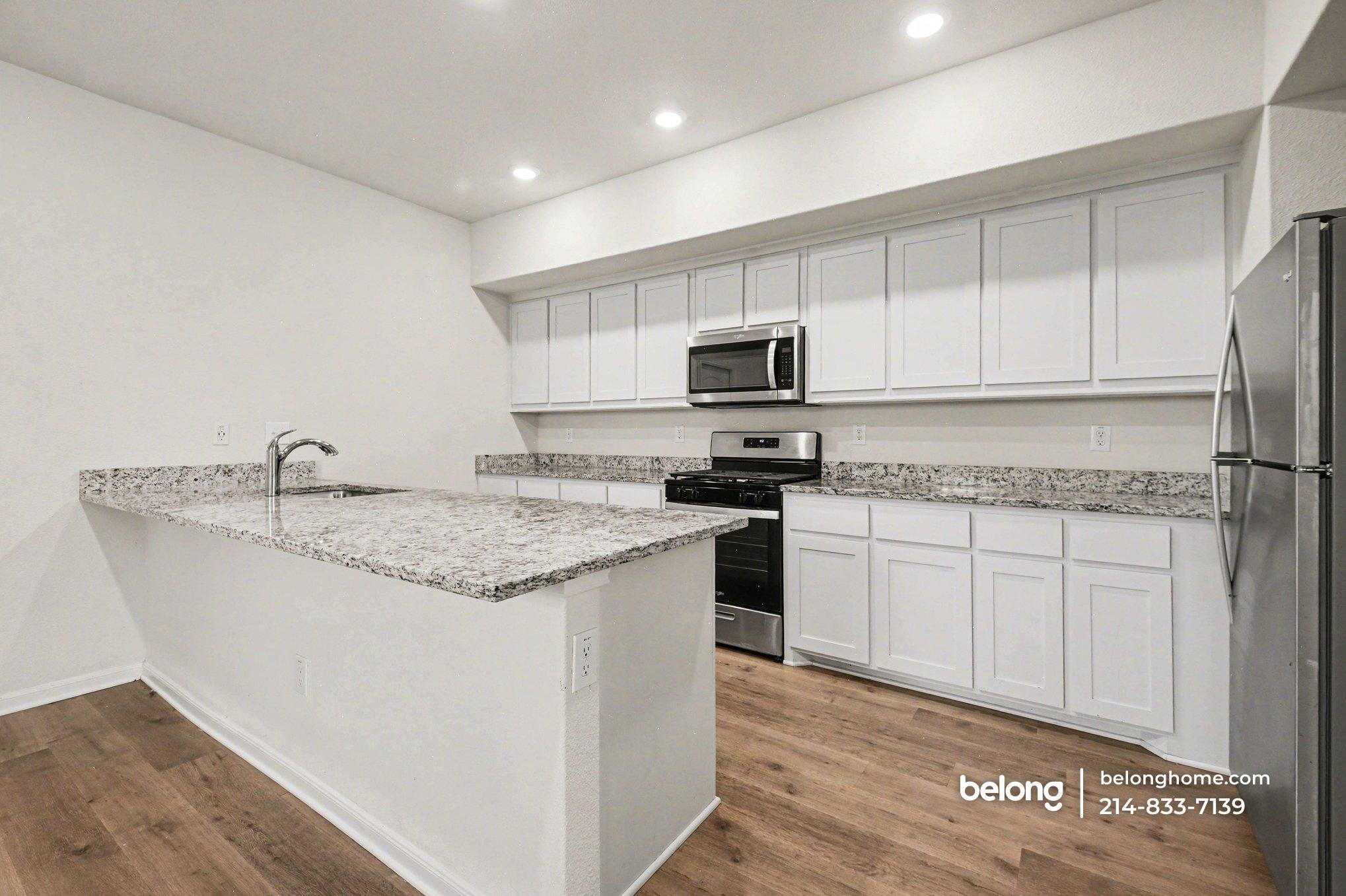 Building Photo - 203 Marsh Ln