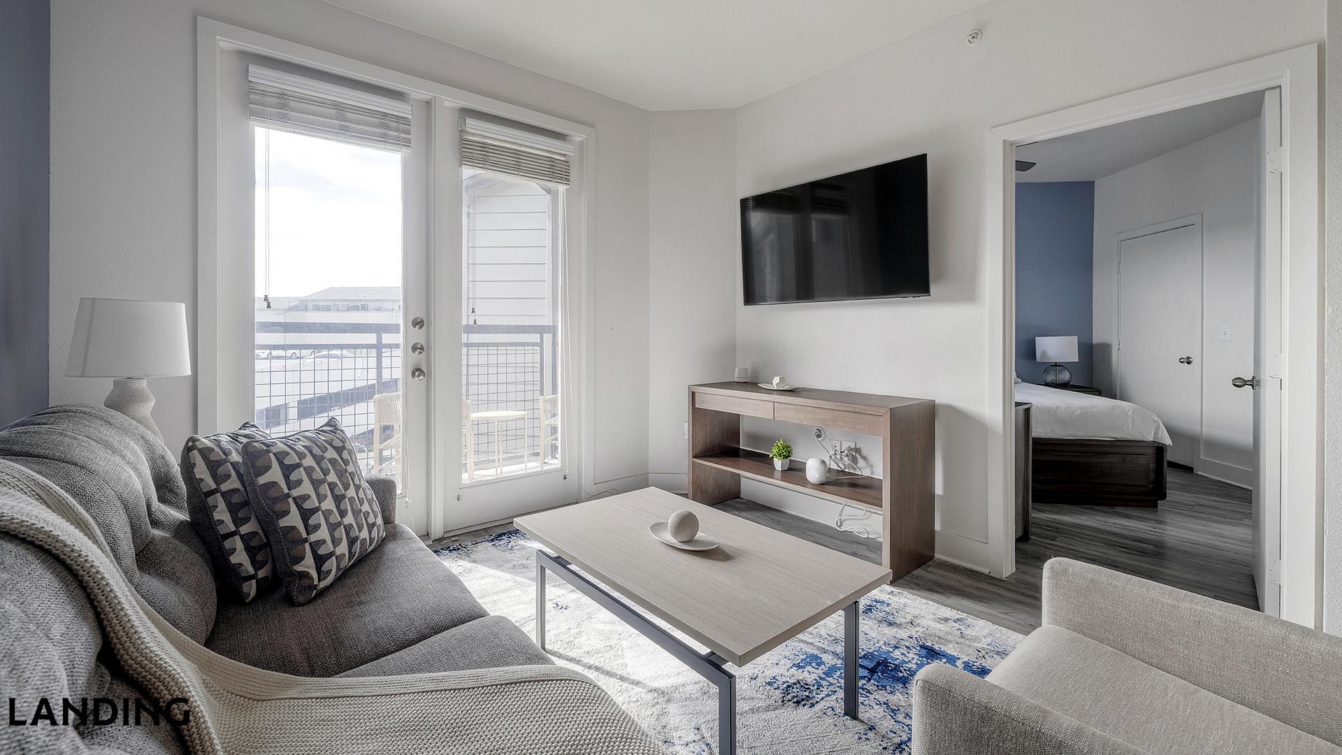 Building Photo - 810 W St Johns Ave