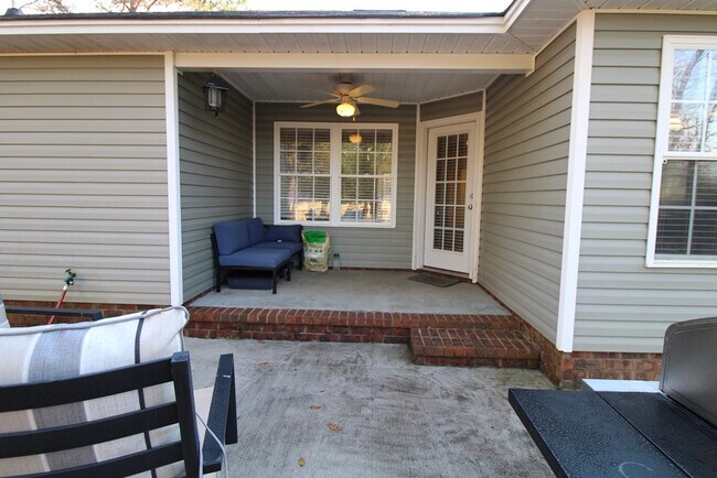 Building Photo - 2160 Waterwheel Dr