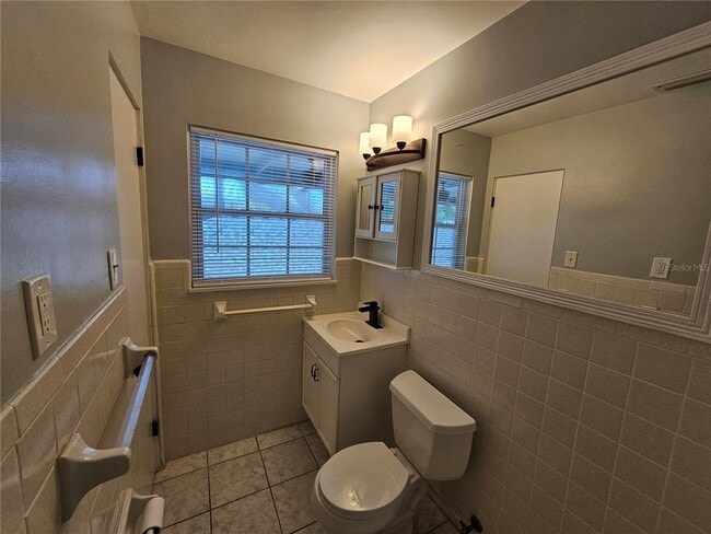 Building Photo - 3000 Browning St