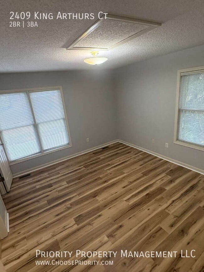 Building Photo - 2409 King Arthurs Ct