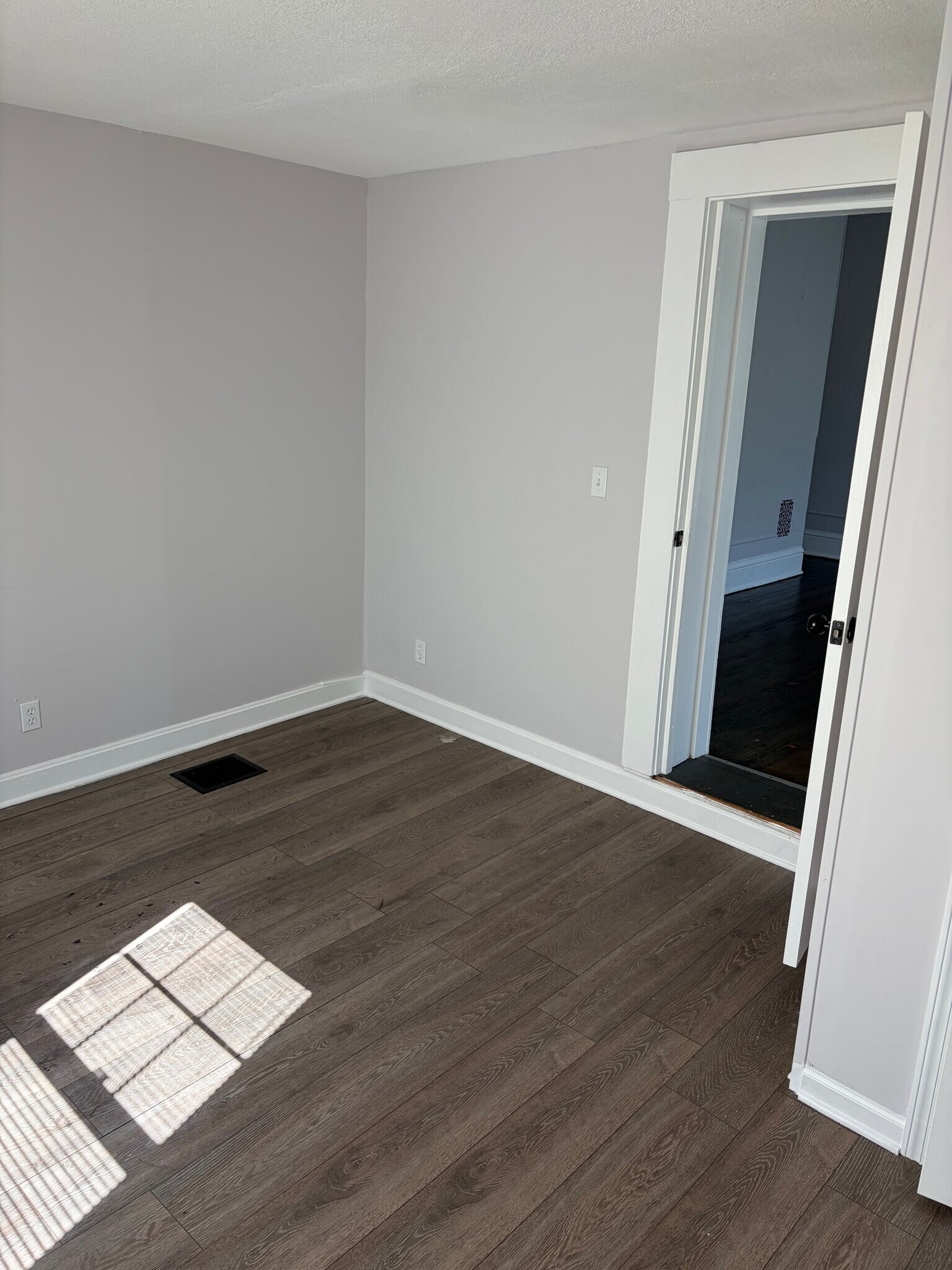 Building Photo - 2624 Montgall Ave