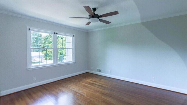 Building Photo - 3935 Briaridge Cir