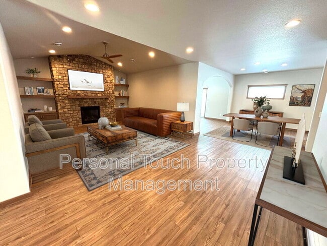 Primary Photo - 1608 6th Ave NE