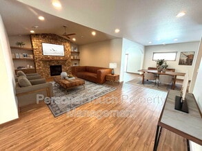 Building Photo - 1608 6th Ave NE