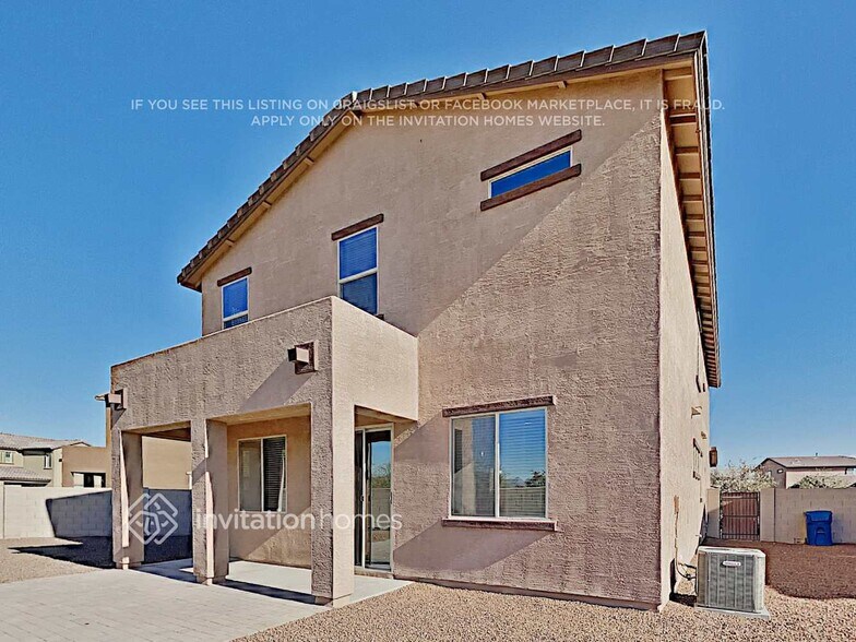 Building Photo - 994 S 202nd Ln