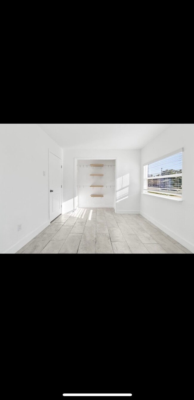 Building Photo - 10602 Buffum St