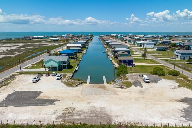 Building Photo - 248 Post Oak Ln