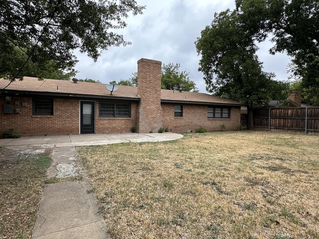Building Photo - 3607 56th St
