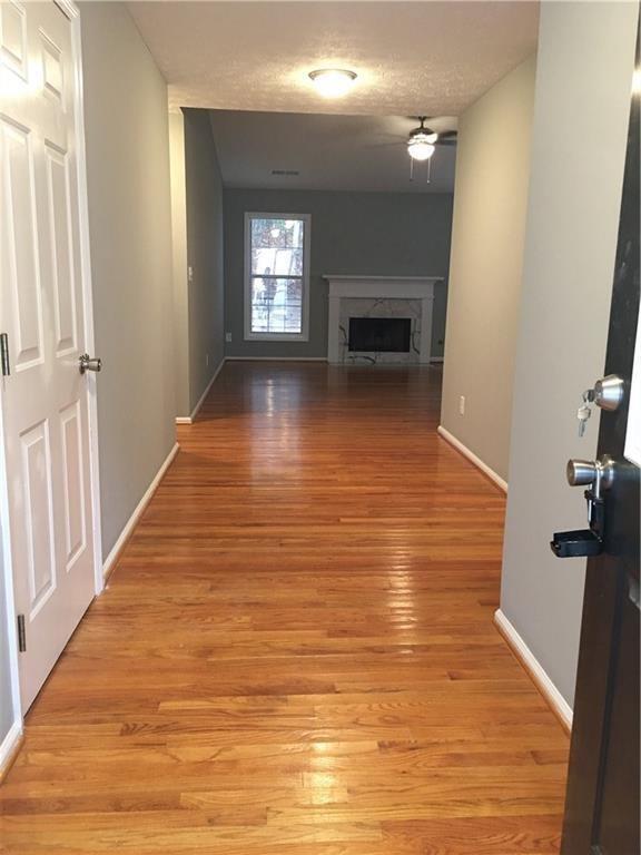 Building Photo - 3225 Ennfield Ln