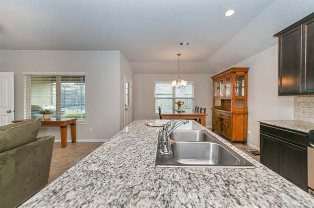 Building Photo - 29331 Dunns Creek Ct