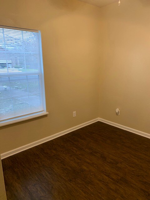 Building Photo - 3003 Whisper Oaks Ln