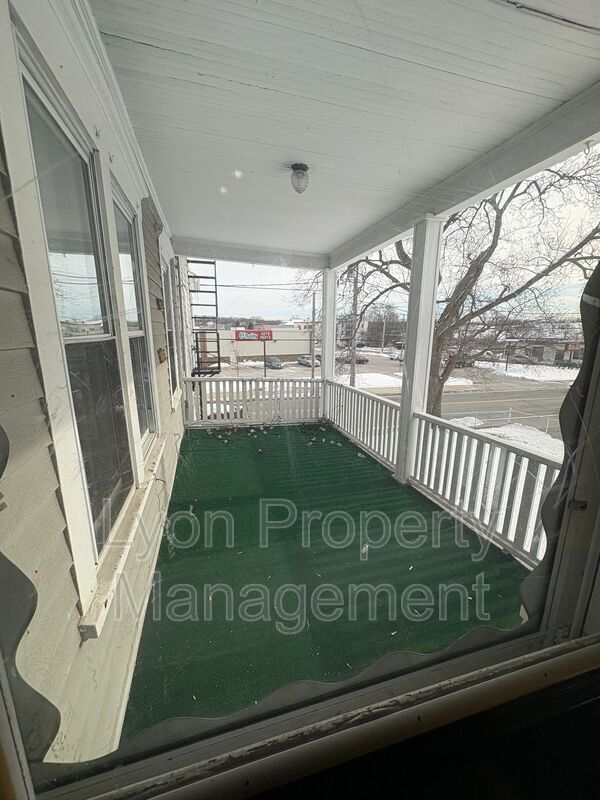 Building Photo - 1134 Social St