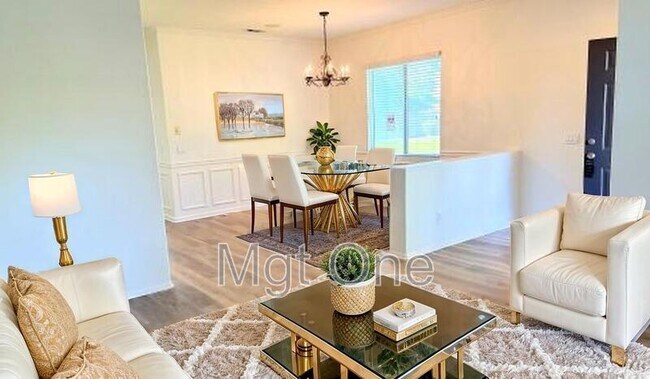 Building Photo - 22365 Summer Holly Ave