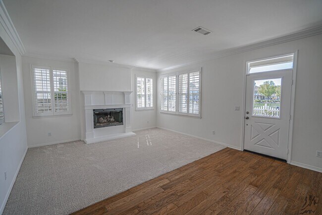 Building Photo - 23932 Windward Ln