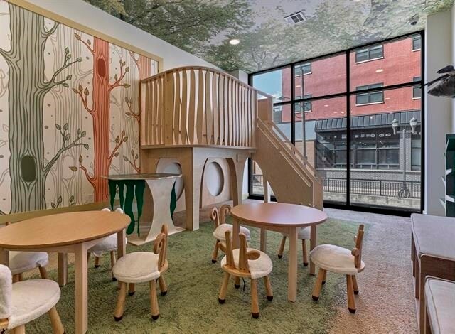 Building Photo - 260 AVENUE E